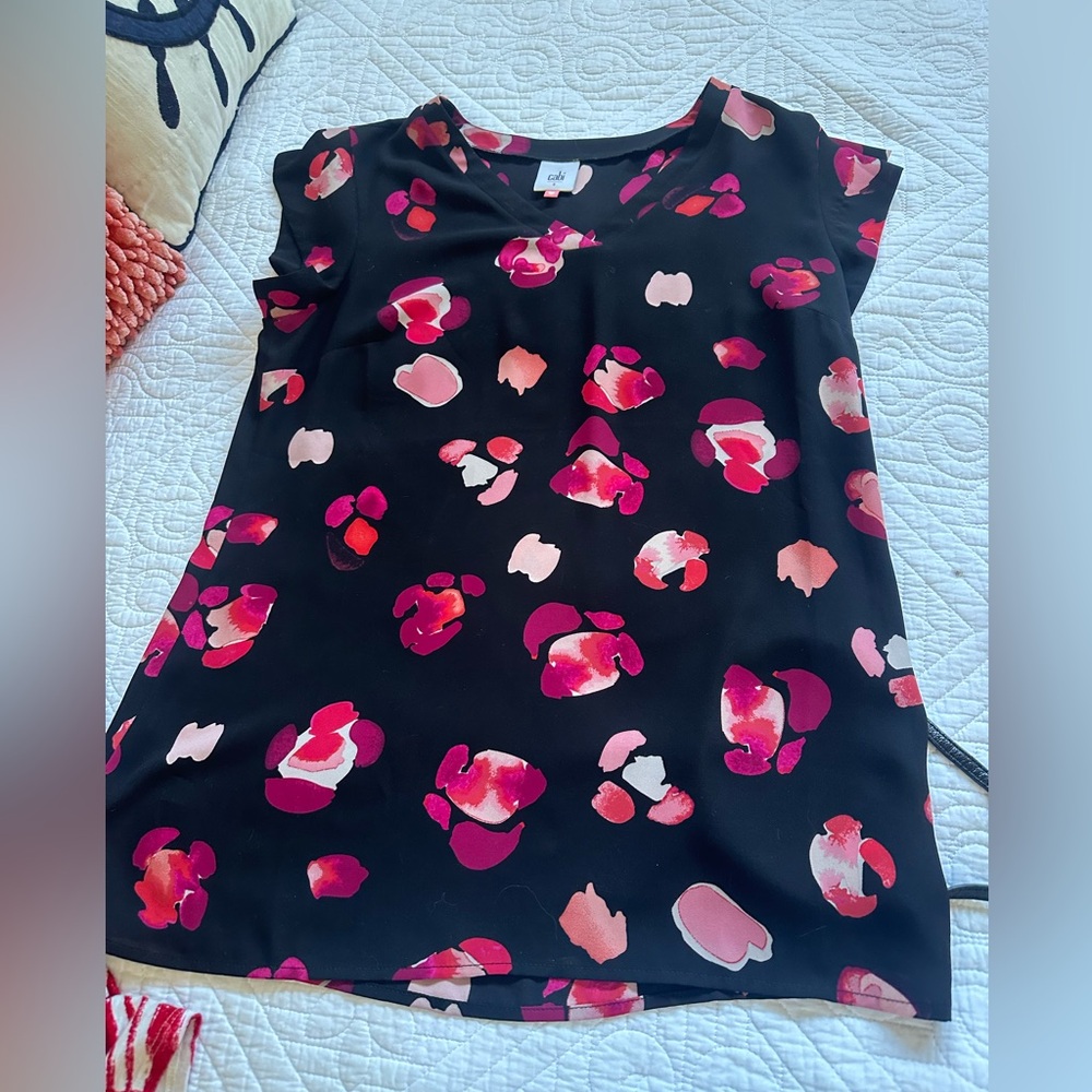 Cabi top